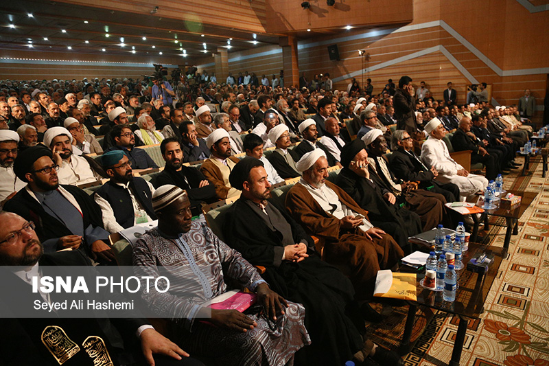 افتتاحیه چهاردهمین اجلاس بین‌المللی پیرغلامان حسینی در بندرعباس / گزارش تصویری