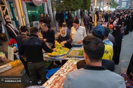 موکب‌هایی که هر شب جمعه میزبان زائران حسینی هستند / گزارش تصویری