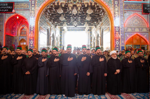 سوگواری خادمان و زائران حرمین کربلا در سالروز شهادت امام صادق (ع) / گزارش تصویری