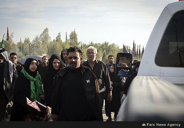 راهپیمای زائران اربعین حسینی در مسیر کربلا/ گزارش تصویری